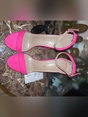 Pretty In PInk Women's Hot Pink Block Heel Sandals